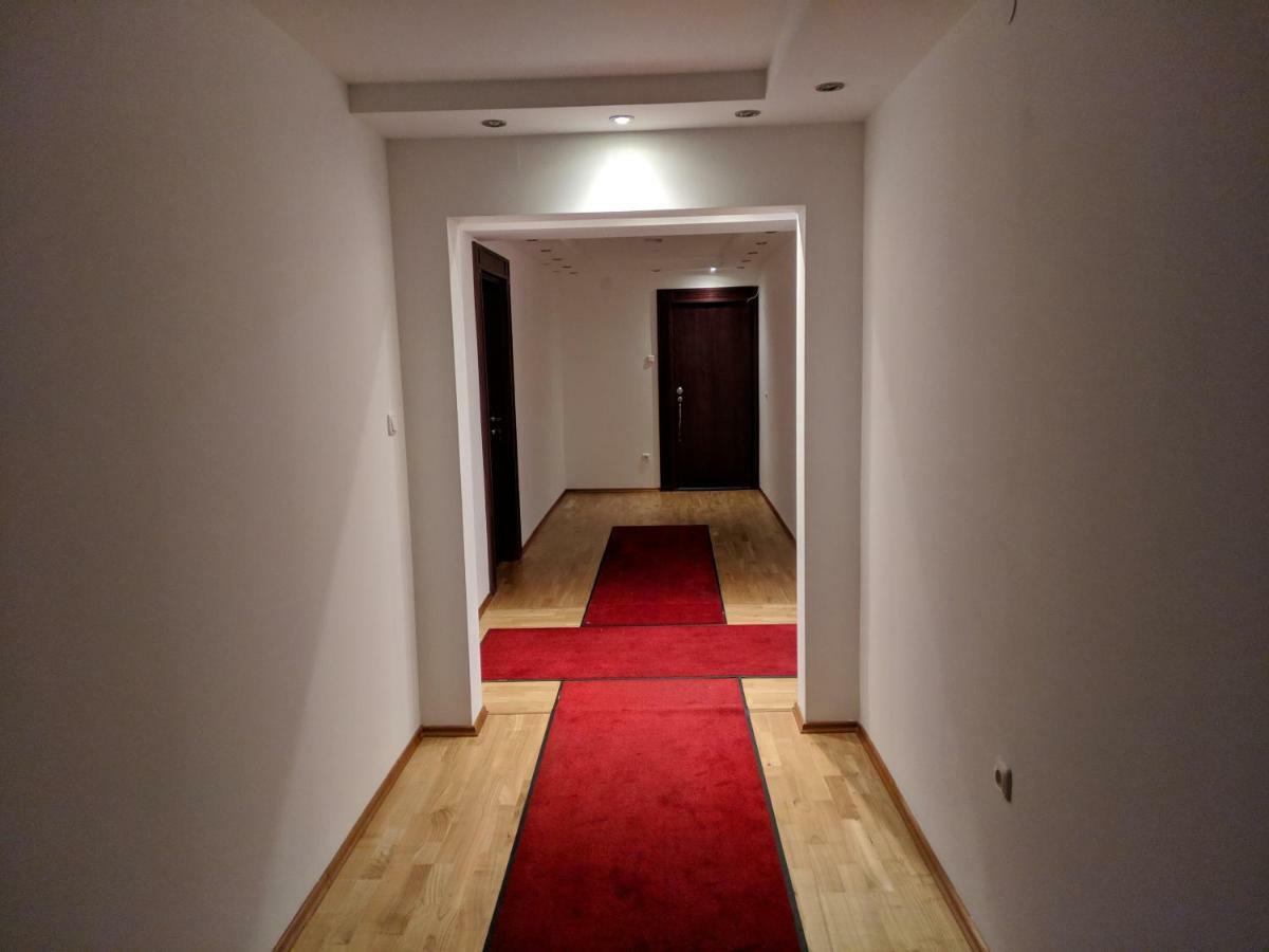 Apartments & Restaurant Abas Plav Exterior foto